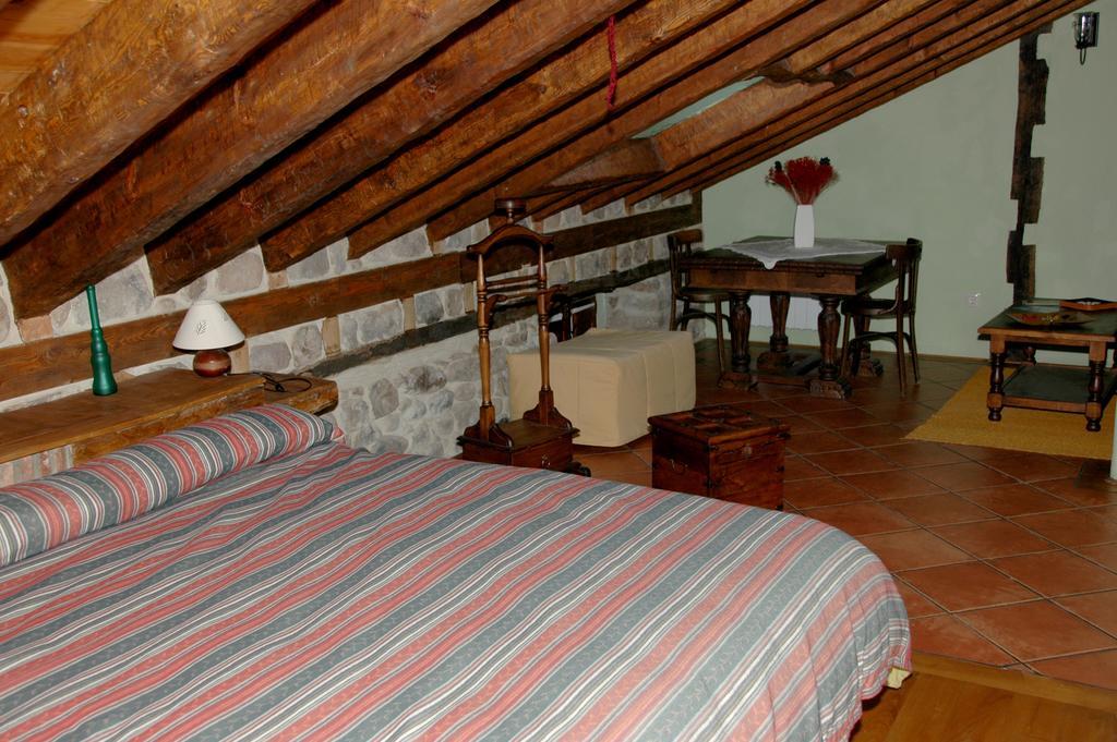 Posada Corral Mayor La Serna  Room photo